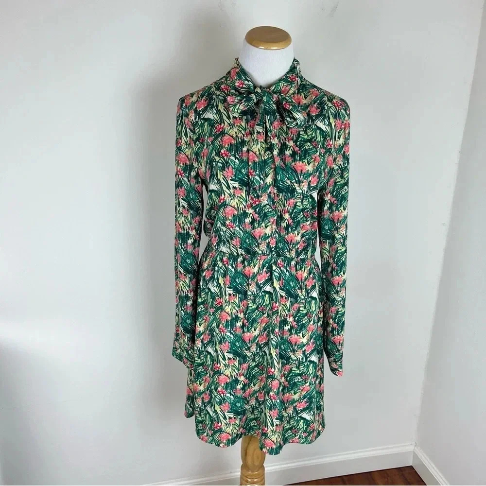 Aritzia Sunday Best Veronica Long Sleeve Floral Neck Tie Dress Size M